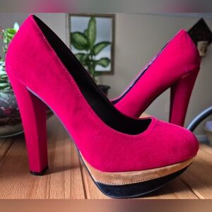 Qupid Platform Colorblock Heels - Size 9
